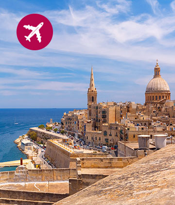 Malta je destinacija okupana suncem cijele godine. Ovaj otok nalazi se gotovo u središtu Mediterana, 93 km južno od Sicilije i 288 km sjeverno od Afrike. Sa 7000 godina historije, Malteški otoci i Valletta izvrstan su primjer urbanističkog planiranja, koji je zbog svoje jedinstvenosti uvršten na listu svjetske baštine UNESCO-a. Kuda god krenuli, očekuju vas jedinstvene historijske znamenitosti. Hramovi, palače, katedrale i utvrde pružaju uvid u živopisnu historiju koju gotovo da možete osjetiti. Historija Malte duga je i bogata. Na putu ćete naići na misteriozne prahistorijske lokalitete, srednjovjekovne kapele i osamljene palače vitezova. Oduševit će vas jedinstveni prahistorijski hramovi, neke od najstarijih kamenih građevina na svijetu, rimske katakombe, srednjovjekovni gradovi i izvanredna arhitektonska i umjetnička ostavština vitezova sv. Ivana (Malteški vitezovi). Malteški otoci pružaju uzbudljive kombinacije prizora: mediteransko plavetnilo, vapnenačku arhitekturu boje meda i čisto nebo. Gotovo se možete zaljubiti u svaku usku ulicu čarobne Vallete. Malta je apsolutno nezaobilazno odredište za one koji vole kombinovati fascinantnu antičku historiju s arhitekturom i prekrasnom prirodom.