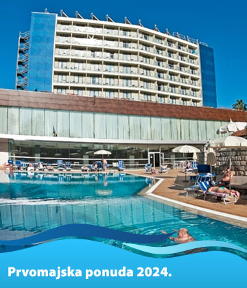 Grand Hotel Park smješten je u najljepšem predjelu Dubrovnika, tik uz šetnicu kojom uz more možete obići čitav zaljev Uvale Lapad. Hotel je potpunosti je renoviran te zadovoljava visoke standarde smjestaja i usluge. Hotel posjeduje vlastiti parking, unutarnji i vanjski bazen s morskom vodom, Wellness & SPA centar, a la’ carte restoran, bar sa terasom, lounge bar, pool bar, beach bar...